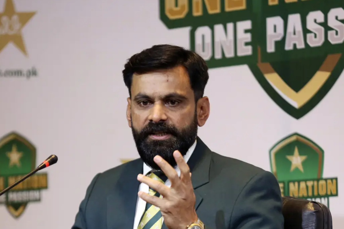 Pakistan to hire foreign batting coach for Australia test series: Muhammad Hafeez