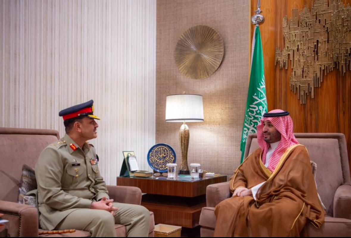 COAS General Syed Asim Munir Meets Saudi Crown Prince to Enhance Defence, Security Ties