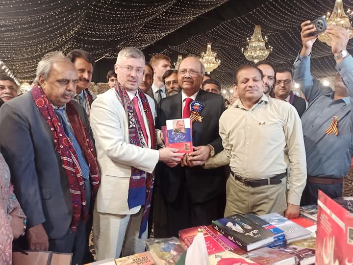 Pakistani Alumni Mark 80th Anniversary of Soviet Victory in WWII