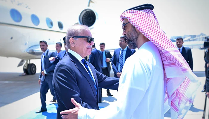 PM Shehbaz reaches UAE on day-long visit